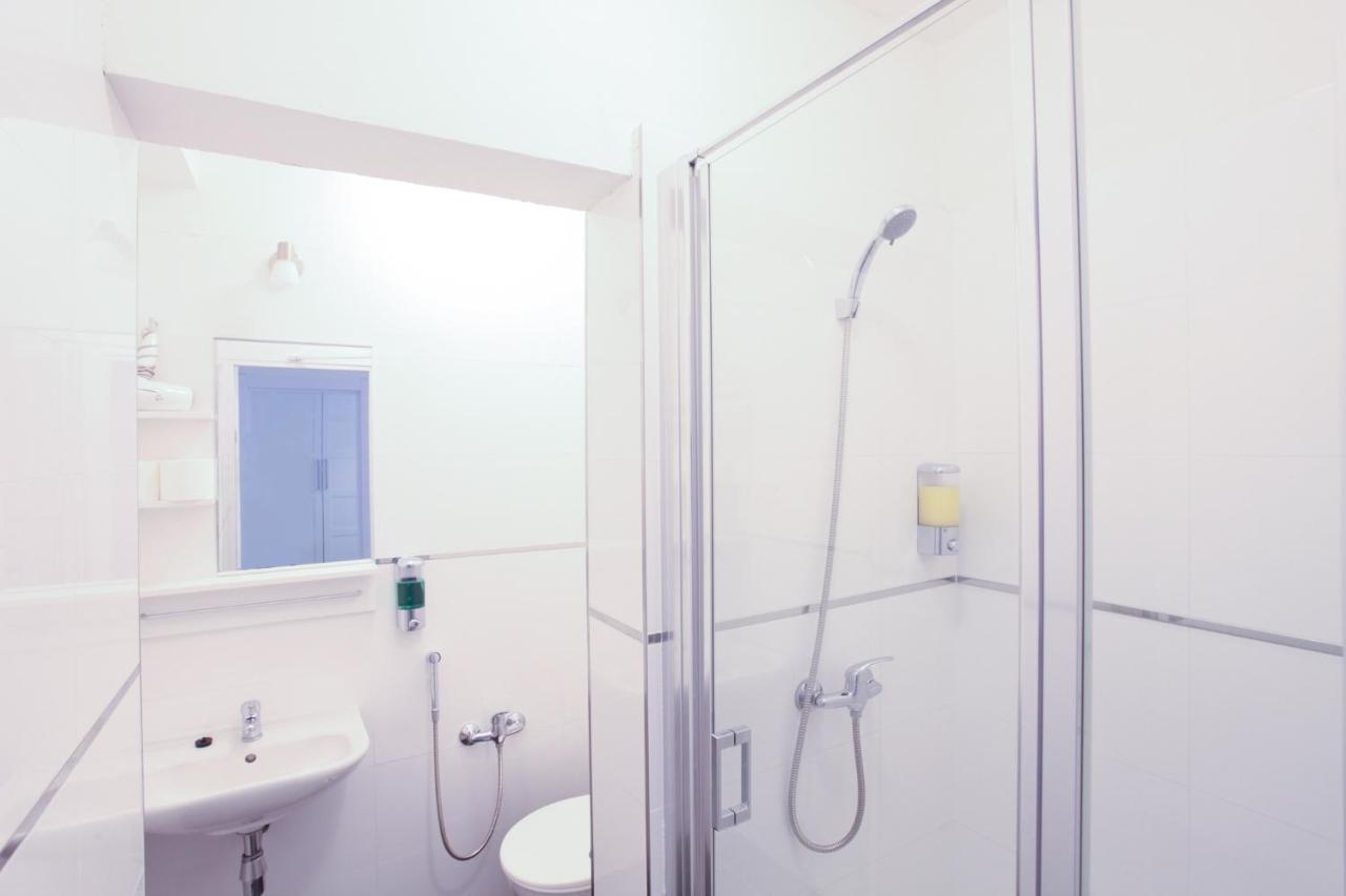 Churchill Apartments Praga Zewnętrze zdjęcie